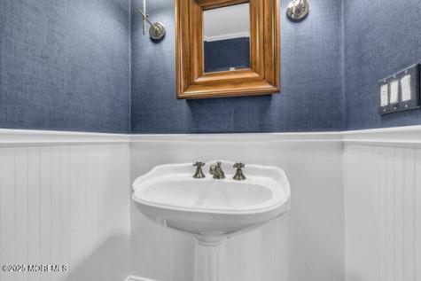 12 Red Oak Drive Spring Lake NJ 07762