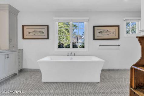 12 Red Oak Drive Spring Lake NJ 07762