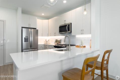 6461 N Us 9 Howell NJ 07731