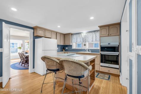 424 Burlington Avenue Bradley Beach NJ 07720