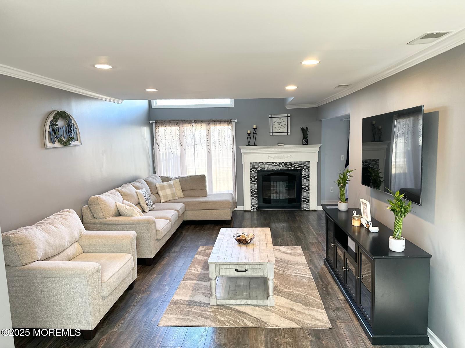 49 White Swan Way Brick NJ 08723