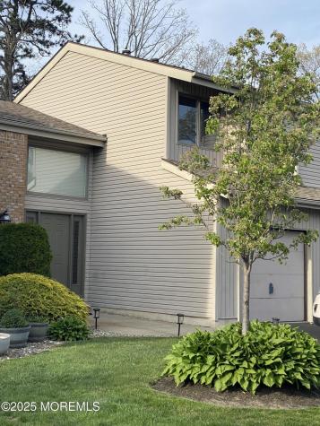 49 White Swan Way Brick NJ 08723
