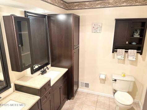 49 White Swan Way Brick NJ 08723