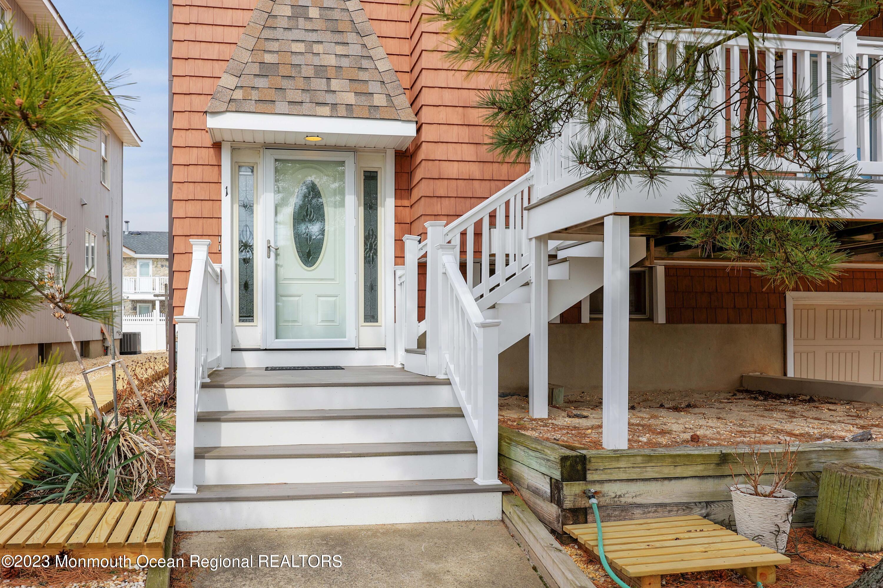 1 New Jersey Avenue Lavallette NJ 08735