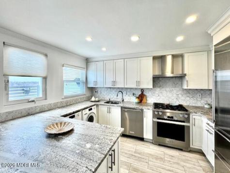 122 Bodman Place Red Bank NJ 07701