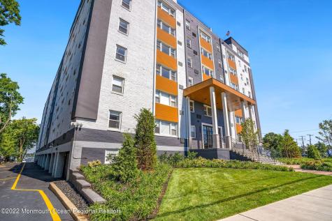 122 Bodman Place Red Bank NJ 07701