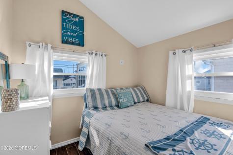 112 W Tide Way Lavallette NJ 08735