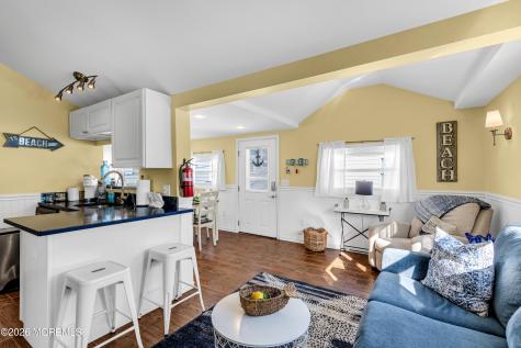 112 W Tide Way Lavallette NJ 08735