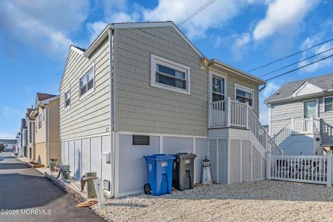 112 W Tide Way Lavallette NJ 08735