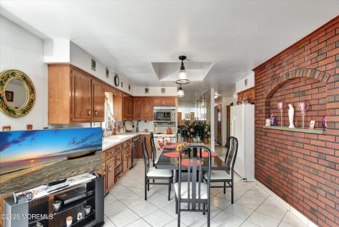 418 Atlantic Avenue Aberdeen NJ 07747