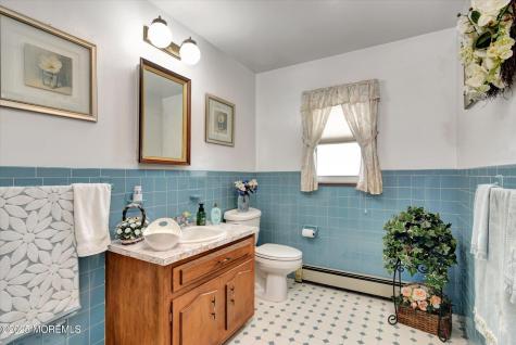 418 Atlantic Avenue Aberdeen NJ 07747