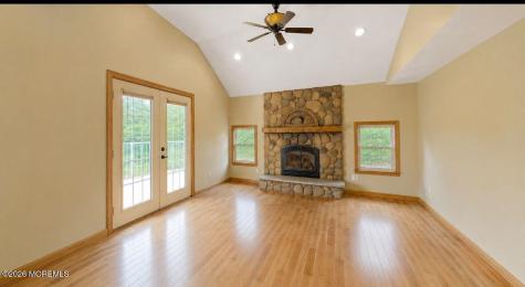31 Oakland Drive Jackson NJ 08527