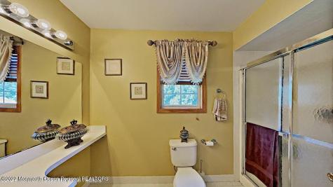 31 Oakland Drive Jackson NJ 08527