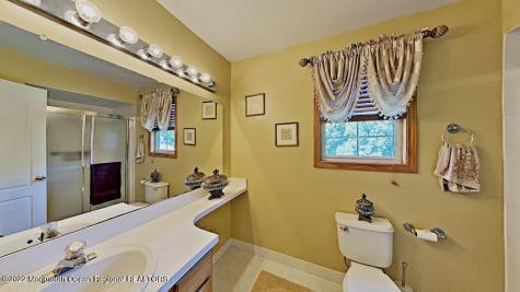 31 Oakland Drive Jackson NJ 08527