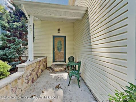 31 Oakland Drive Jackson NJ 08527