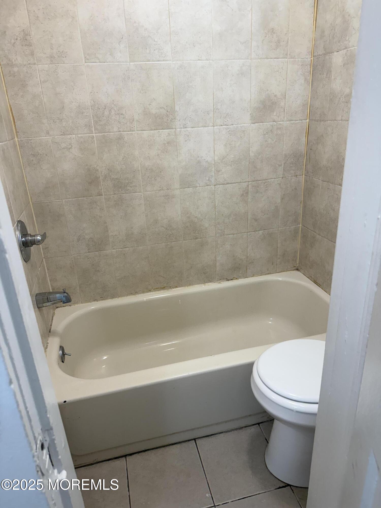 103 Seabreeze Way Keansburg NJ 07734