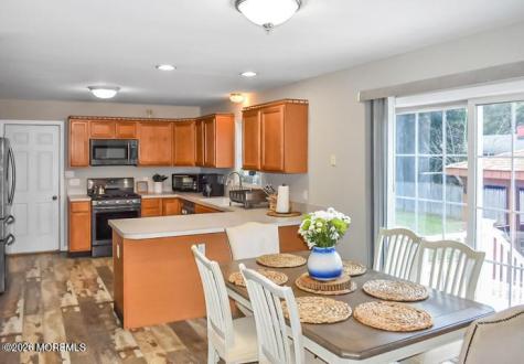 309 Holly Boulevard Bayville NJ 08721