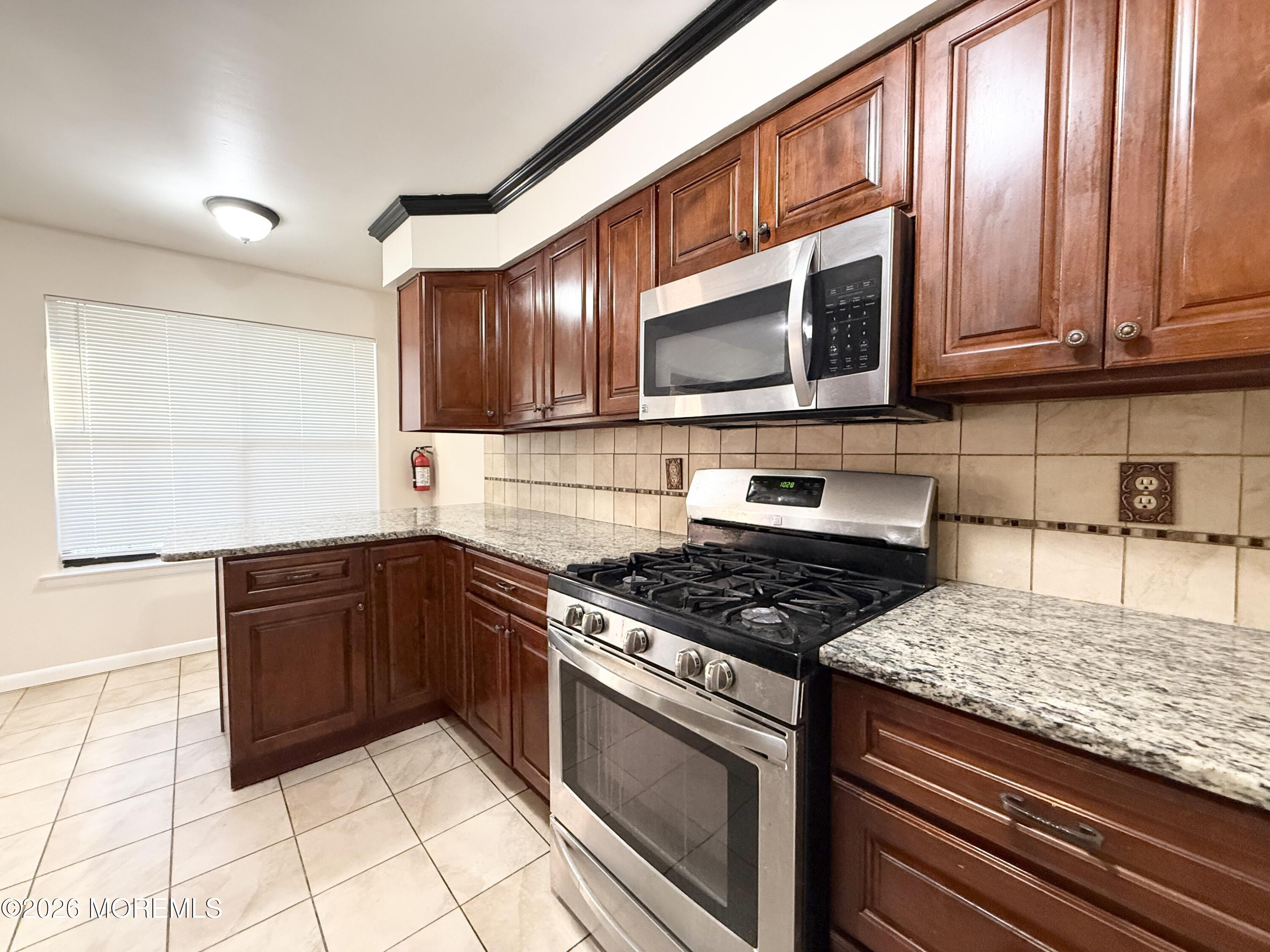 18 Dogwood Drive Edison NJ 08820
