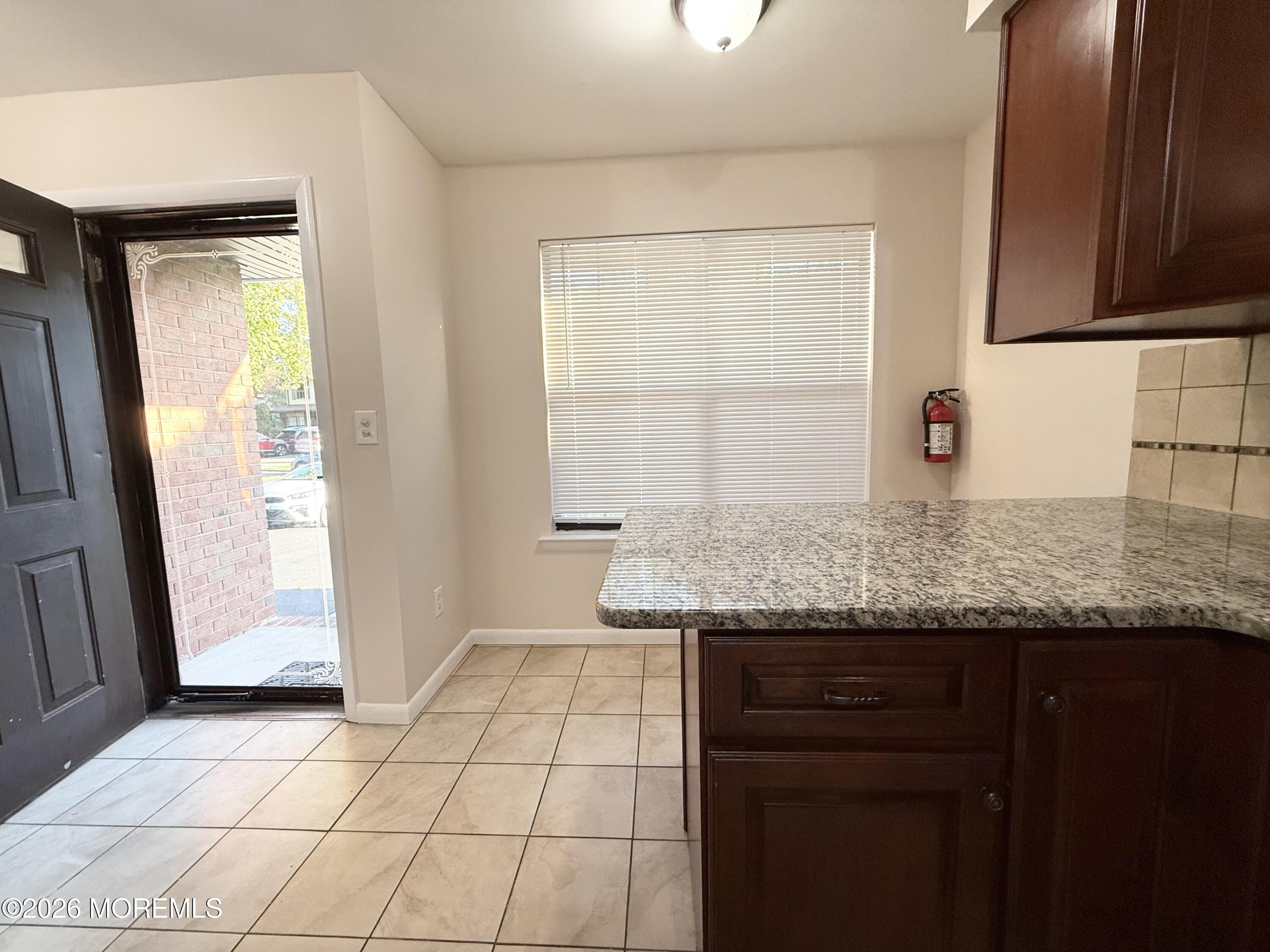 18 Dogwood Drive Edison NJ 08820