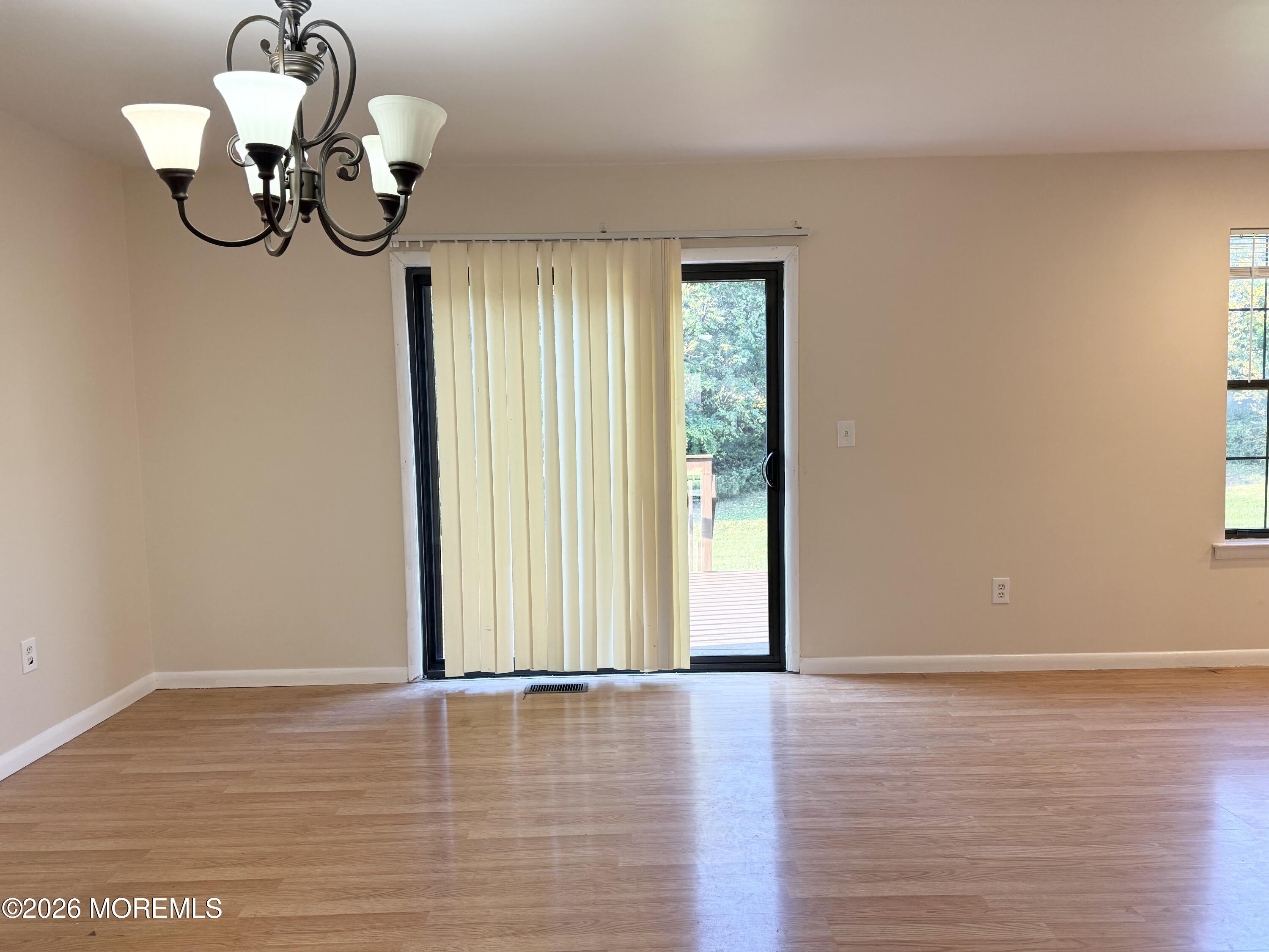 18 Dogwood Drive Edison NJ 08820