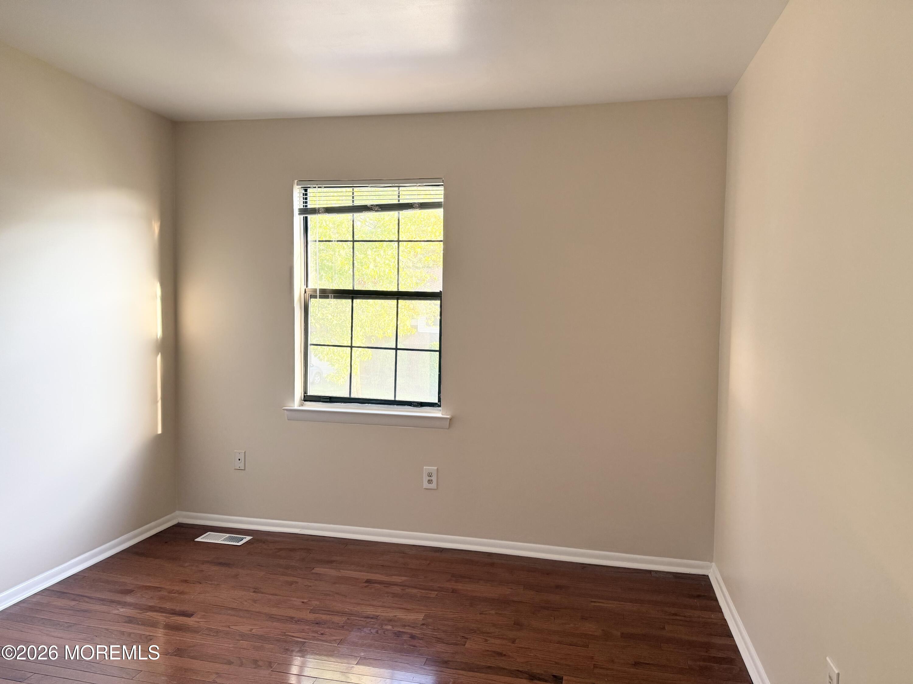 18 Dogwood Drive Edison NJ 08820