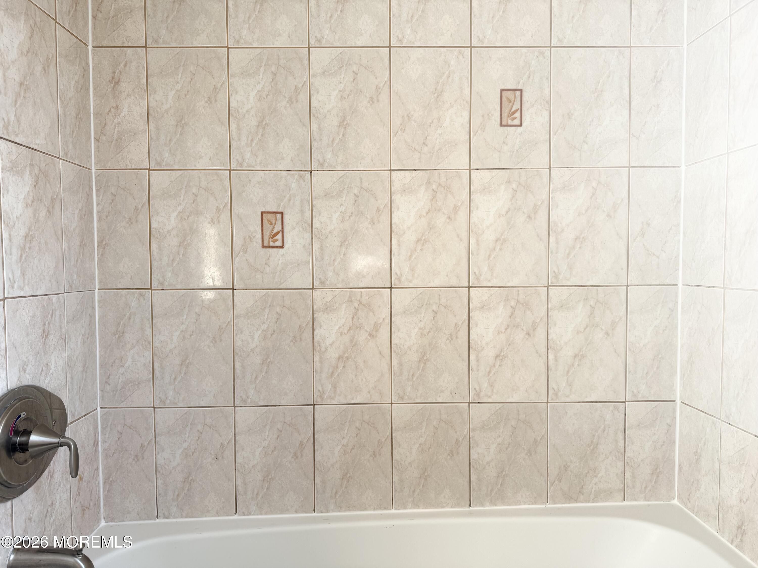 18 Dogwood Drive Edison NJ 08820