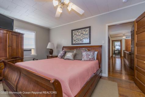 34 4th Avenue Seaside Park NJ 08752