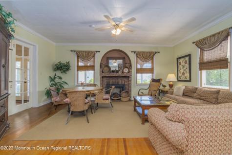 34 4th Avenue Seaside Park NJ 08752