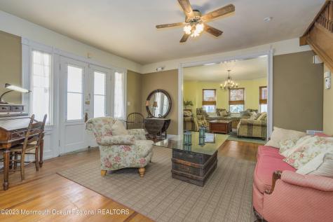 34 4th Avenue Seaside Park NJ 08752