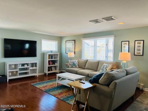 245 24th Avenue Seaside Park NJ 08752