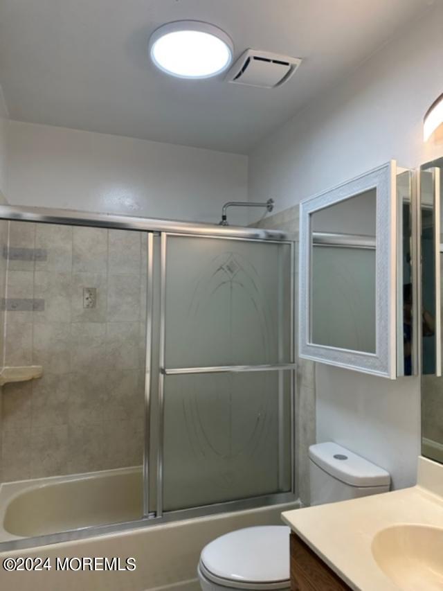 127 Bedford Place Morganville NJ 07751