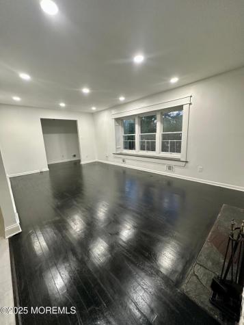 297 Cambourne Drive Toms River NJ 08753