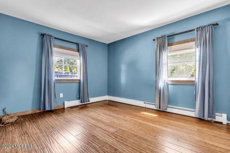 105 Longfellow Avenue Toms River NJ 08753