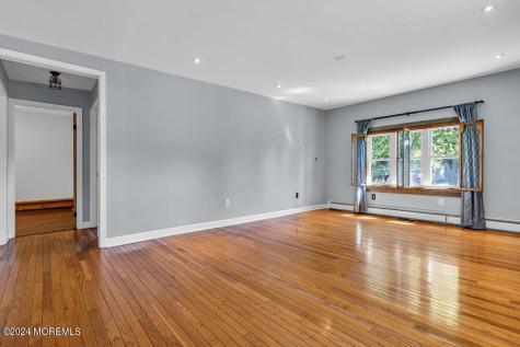 105 Longfellow Avenue Toms River NJ 08753