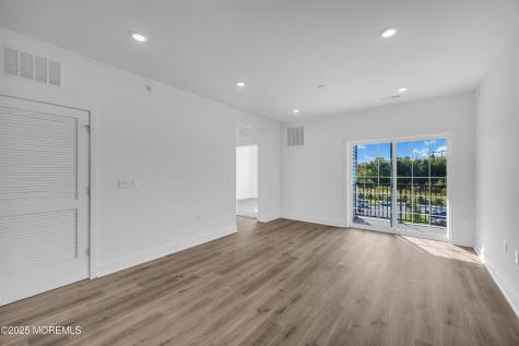 28311 Radford Court Monroe NJ 08831