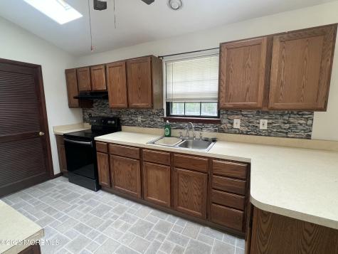 125 Lower Shore Road Barnegat NJ 08005