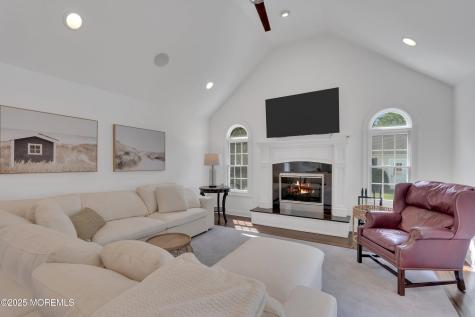 57 W River Road Rumson NJ 07760