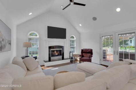 57 W River Road Rumson NJ 07760