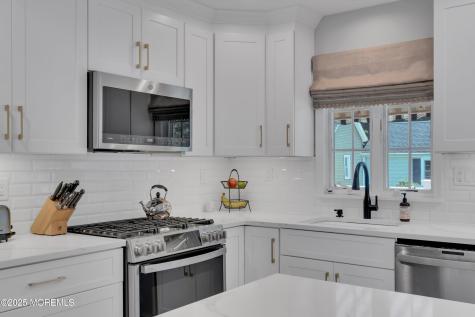 57 W River Road Rumson NJ 07760