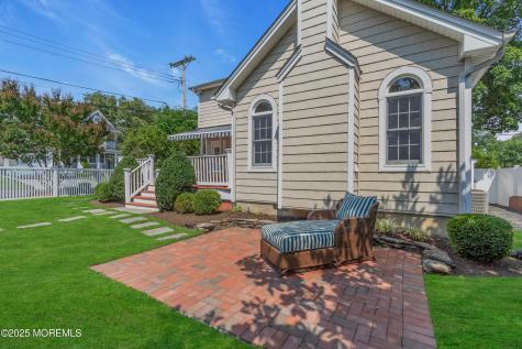 57 W River Road Rumson NJ 07760