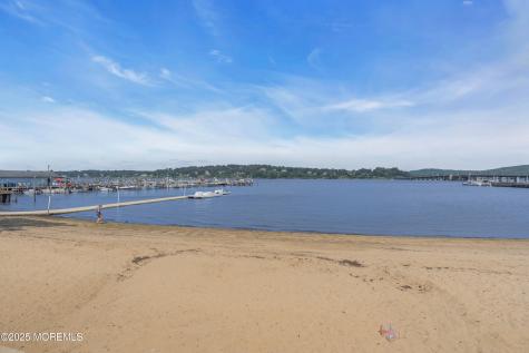 57 W River Road Rumson NJ 07760