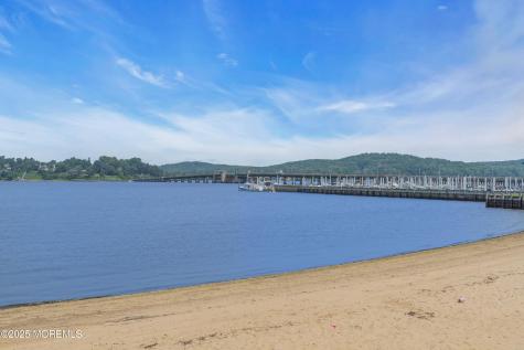 57 W River Road Rumson NJ 07760