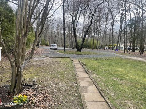 13 Fillmore Road Millstone NJ 08510
