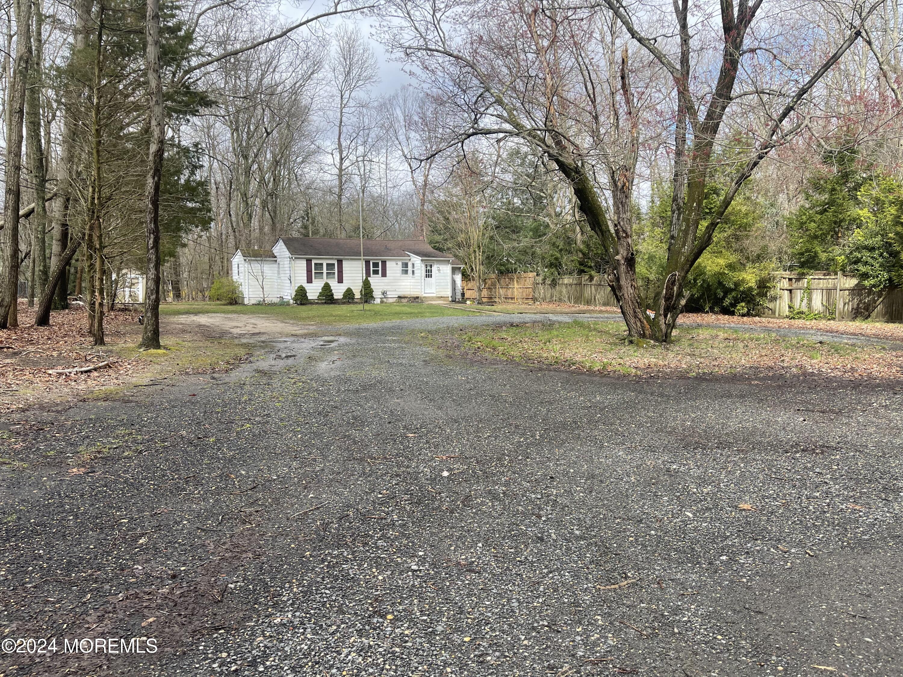13 Filmore Road Millstone NJ 08510