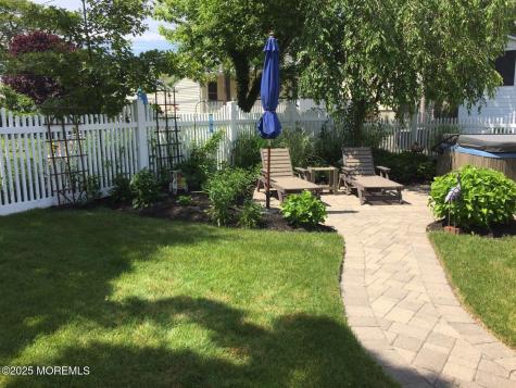 330 Sylvania Avenue Avon-by-the-sea NJ 07717
