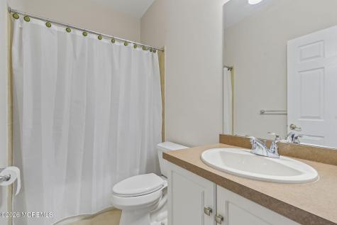327 Mill Pond Way Eatontown NJ 07724