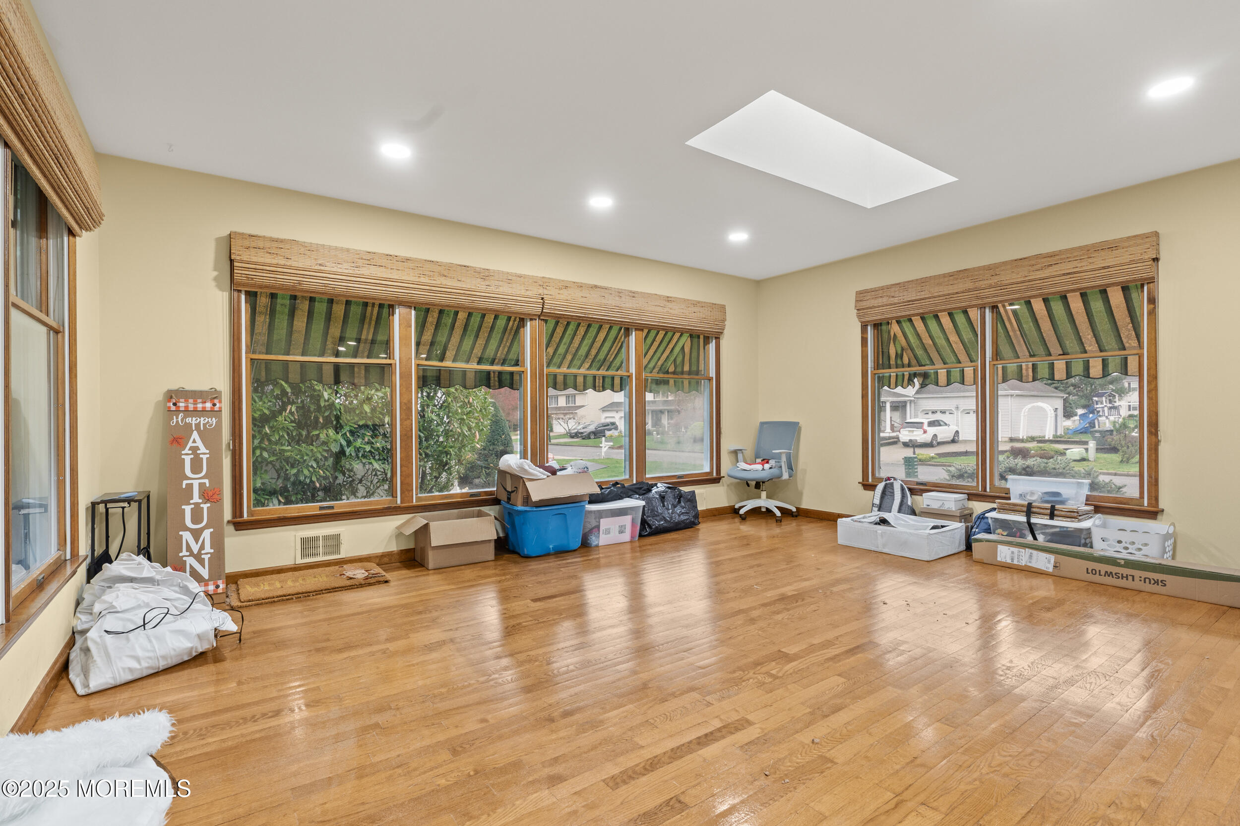 1709 Fanwood Street Oakhurst NJ 07755
