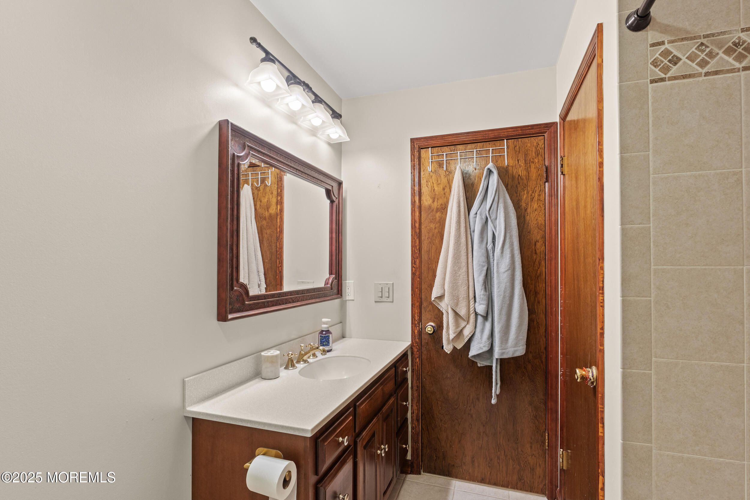 1709 Fanwood Street Oakhurst NJ 07755