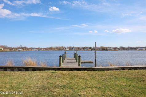 92 Gooseneck Point Road Oceanport NJ 07757