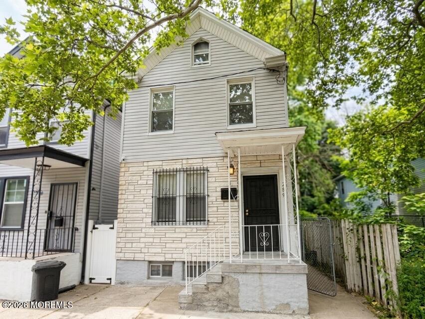 289 Rose Street Newark NJ 07108